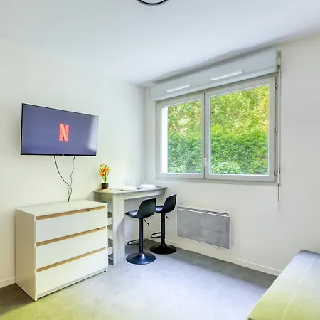 Le Nid Douillet - - Proximite Lyon * カリュイール・エ・キュイール