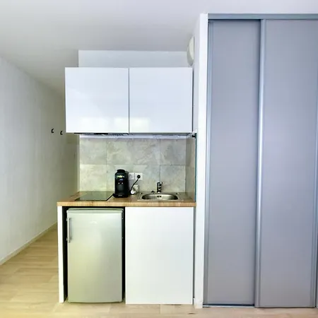 Le Nid Douillet - - Proximite Lyon アパート *